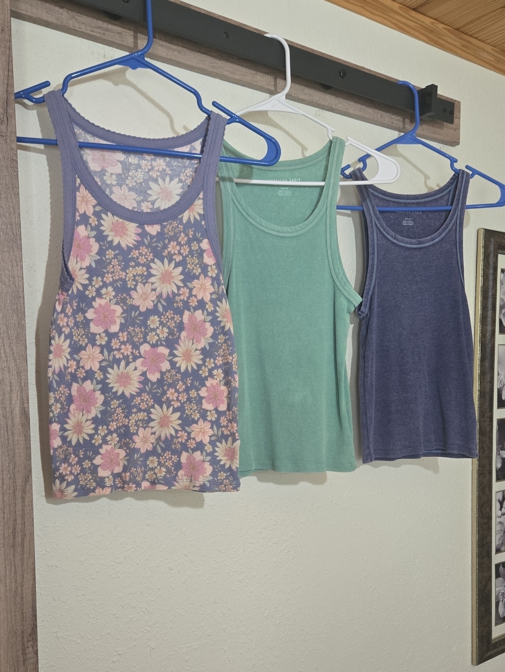 Pre-love AE Women's Floral & Solid Tank Top Trio - Lavender Floral, Mint, Navy